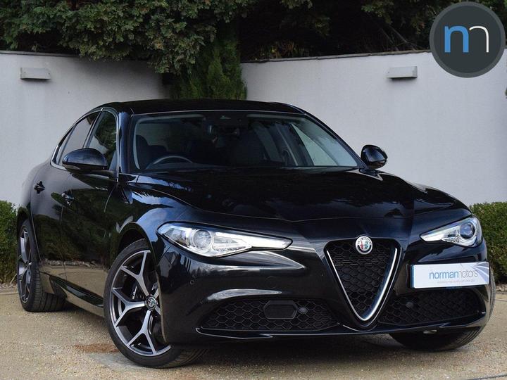 Alfa Romeo Giulia 2.0T Lusso Ti Auto Euro 6 (s/s) 4dr