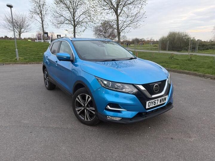 Nissan Qashqai 1.2 DIG-T N-Connecta XTRON Euro 6 (s/s) 5dr