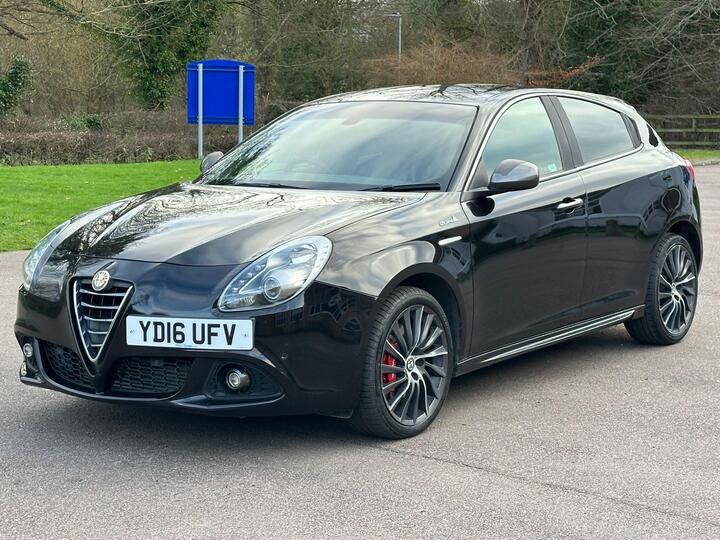 Alfa Romeo Giulietta 2.0 JTDM-2 QV Line Euro 6 (s/s) 5dr
