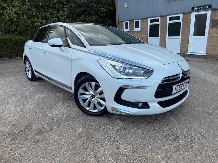 Citroen DS5 1.6 E-HDi Airdream DStyle EGS6 Euro 5 (s/s) 5dr