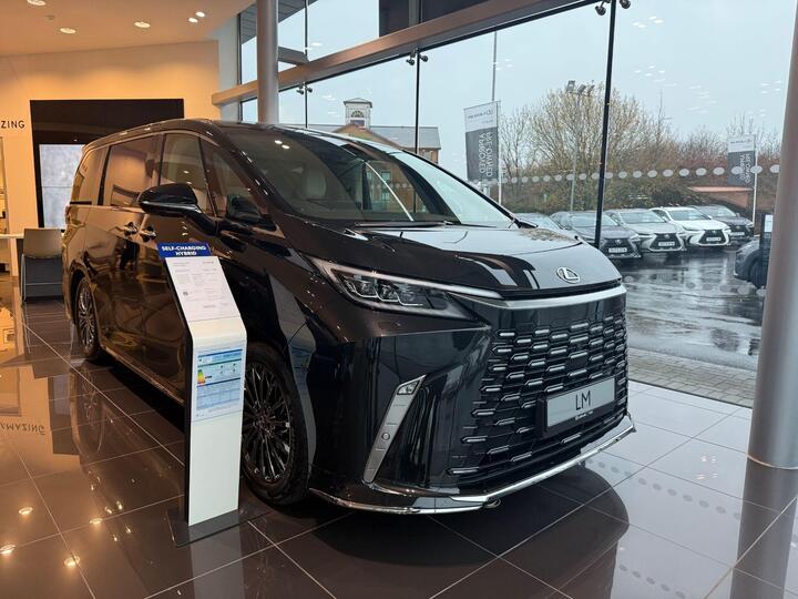 Lexus LM 2.5 350h Takumi E-CVT AWD Euro 6 (s/s) 5dr