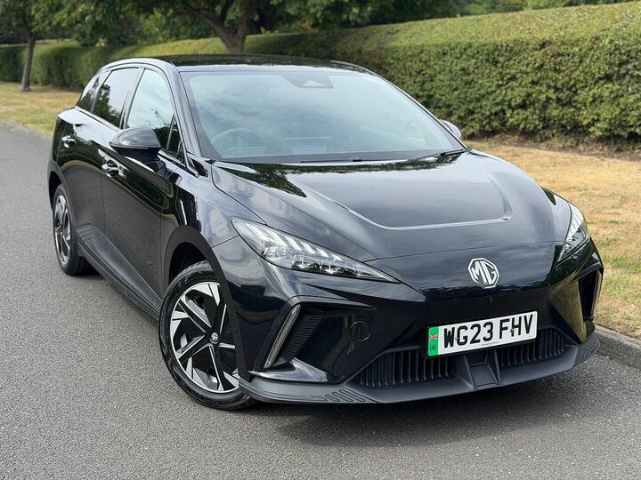 MG MG4 64kWh Trophy Long Range Auto 5dr