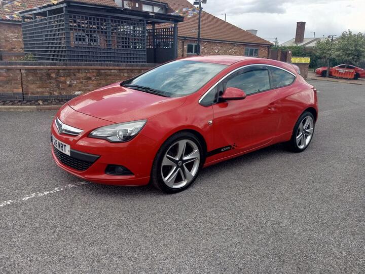 Vauxhall Astra GTC 2.0 CDTi SRi Euro 5 (s/s) 3dr