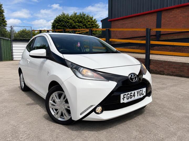Toyota AYGO 1.0 VVT-i X-pression Euro 5 3dr Euro 5