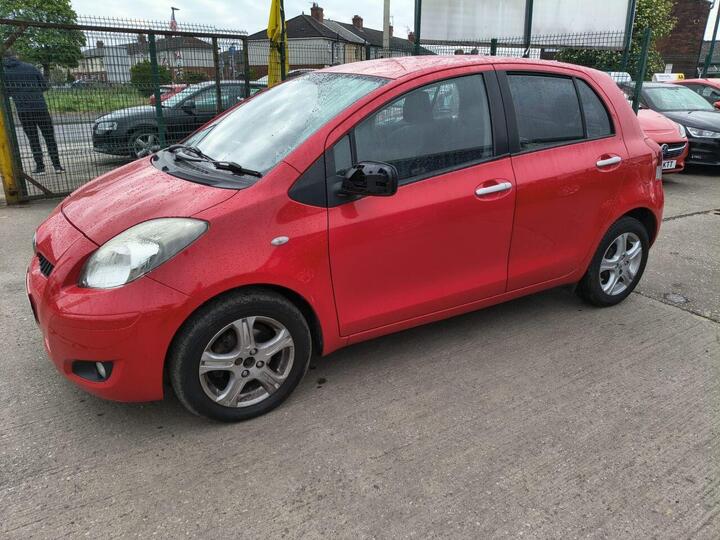 Toyota YARIS 1.33 Dual VVT-i TR Euro 4 (s/s) 5dr