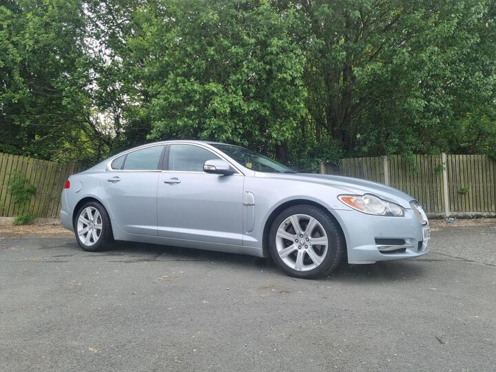 Jaguar XF 2.7d V6 Luxury Auto Euro 4 4dr