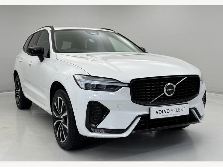 Volvo XC60 2.0 B5 MHEV Ultra Dark Auto AWD Euro 6 (s/s) 5dr
