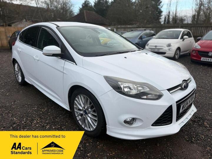 Ford Focus 1.0T EcoBoost Zetec S Euro 5 (s/s) 5dr