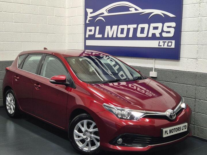 Toyota Auris 1.2 VVT-i Icon Euro 6 (s/s) 5dr (Safety Sense)