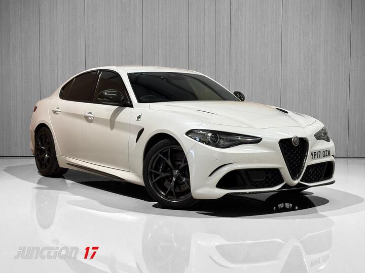 Alfa Romeo Giulia 2.9 V6 Bi-Turbo Quadrifoglio Auto Euro 6 (s/s) 4dr