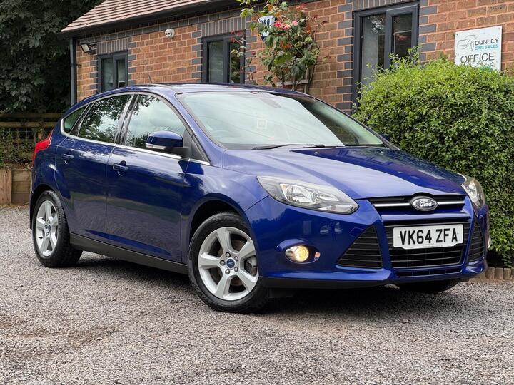 Ford Focus 1.6 Zetec Navigator Euro 5 5dr