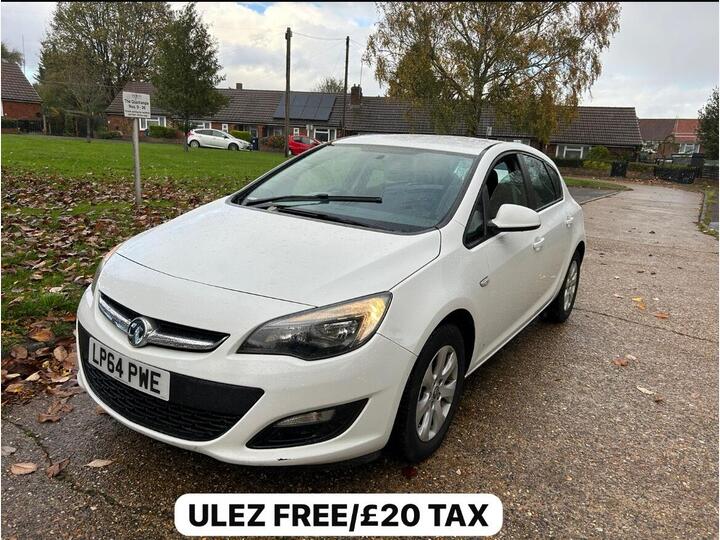 Vauxhall Astra 1.6 CDTi EcoFLEX Design Euro 6 (s/s) 5dr Vauxhall Astra 1.6 CDTi EcoFLEX Design Euro 6 (s/s) 5dr