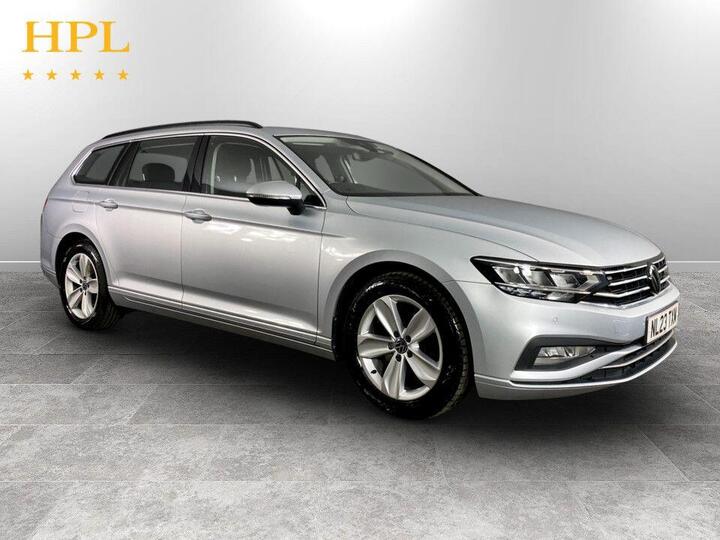 Volkswagen PASSAT 1.5 TSI EVO SE Nav DSG Euro 6 (s/s) 5dr