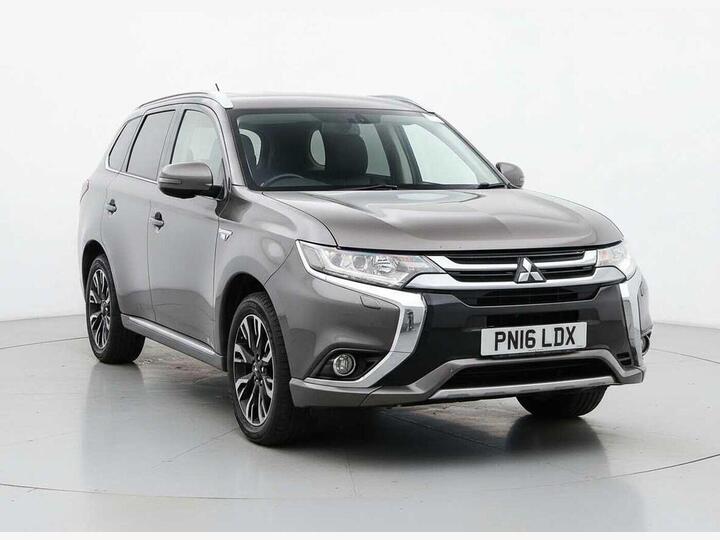 Mitsubishi Outlander 2.0h 12kWh GX4h CVT 4WD Euro 6 (s/s) 5dr Mitsubishi Outlander 2.0h 12kWh GX4h CVT 4WD Euro 6 (s/s) 5dr