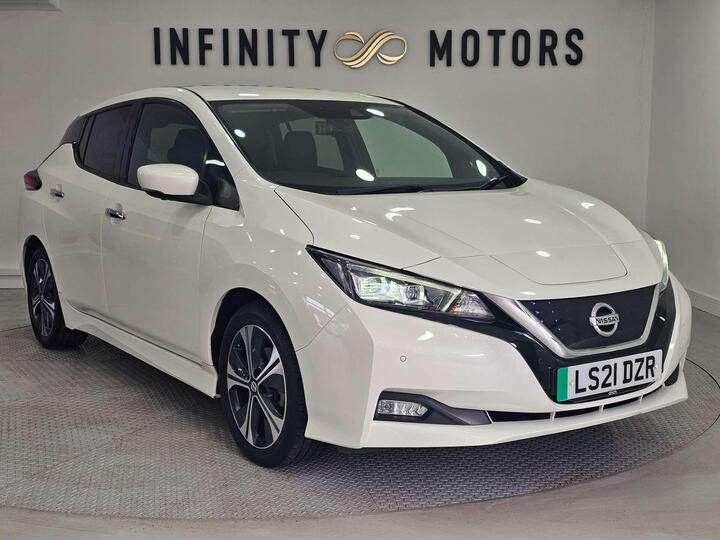 Nissan LEAF 40kWh Tekna Auto 5dr Nissan LEAF 40kWh Tekna Auto 5dr