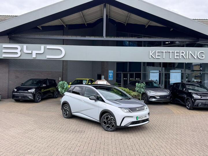 BYD Dolphin 60.48kWh Design Auto 5dr