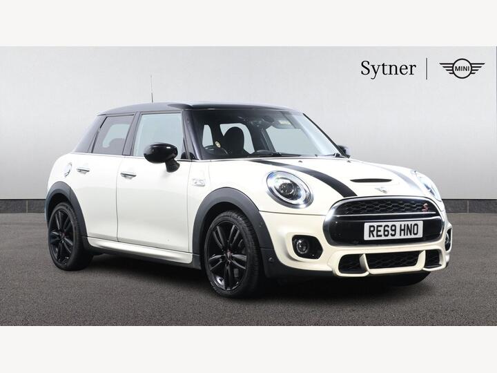 MINI Hatch 2.0 Cooper S Sport Steptronic Euro 6 (s/s) 5dr