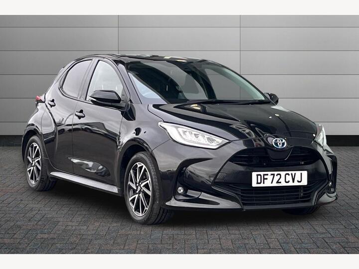 Toyota Yaris 1.5 VVT-h Design E-CVT Euro 6 (s/s) 5dr