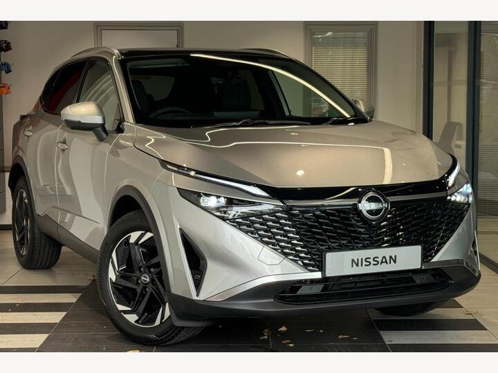 Nissan Qashqai 1.3 DIG-T MHEV N-Connecta Euro 6 (s/s) 5dr