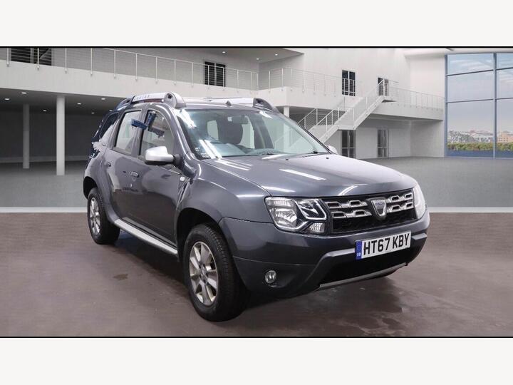 Dacia Duster 1.5 DCi Nav+ 4WD Euro 6 (s/s) 5dr Dacia Duster 1.5 DCi Nav+ 4WD Euro 6 (s/s) 5dr