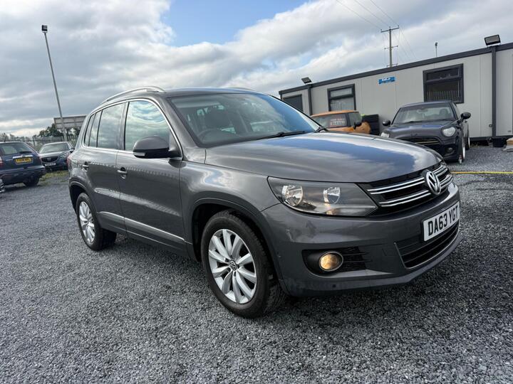 Volkswagen Tiguan 2.0 TDI BlueMotion Tech Match 2WD Euro 5 (s/s) 5dr
