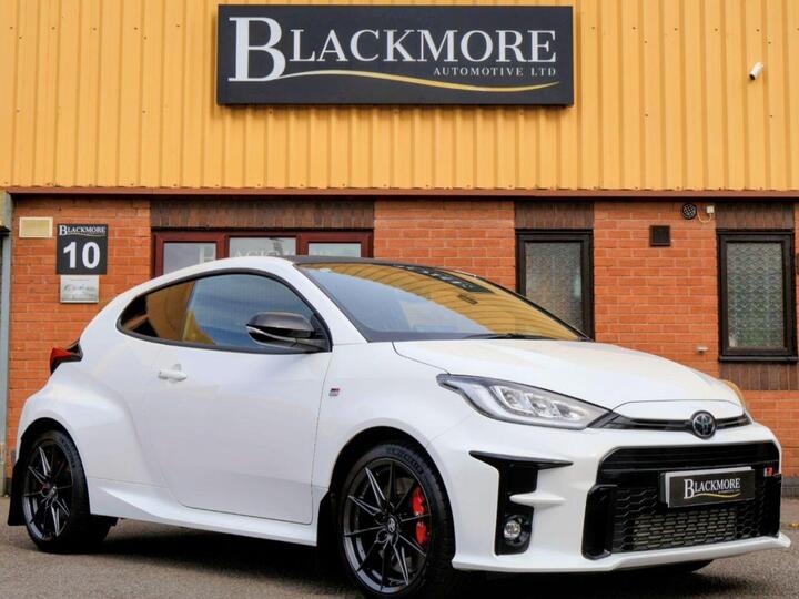 Toyota YARIS 1.6T GR Circuit AWD Euro 6 3dr