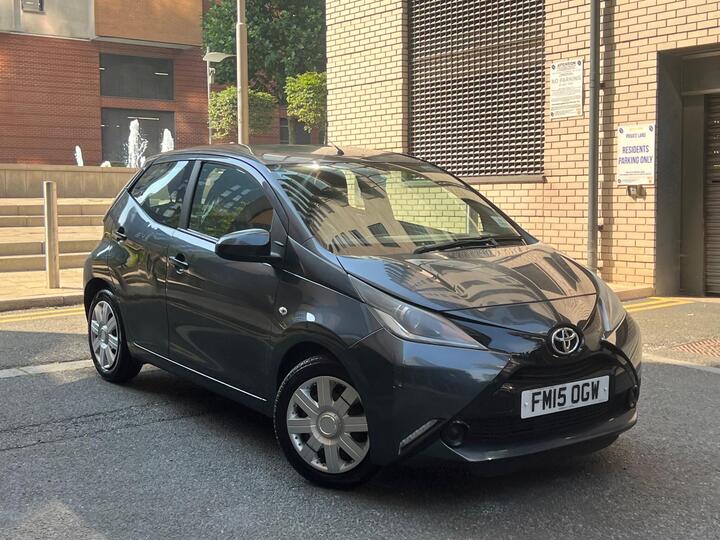 Toyota AYGO 1.0 VVT-i X-play Euro 5 5dr Euro 5