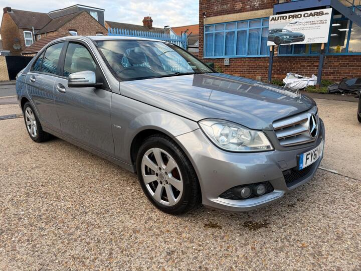 Mercedes-Benz C Class 2.1 C220 CDI BlueEfficiency SE Edition 125 G-Tronic+ Euro 5 (s/s) 4dr