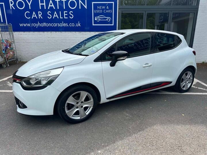 Renault CLIO 1.2 16V Dynamique MediaNav Euro 5 5dr