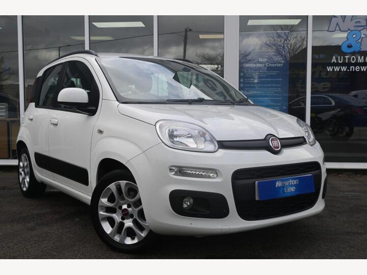Fiat PANDA 1.2 Lounge Euro 6 5dr