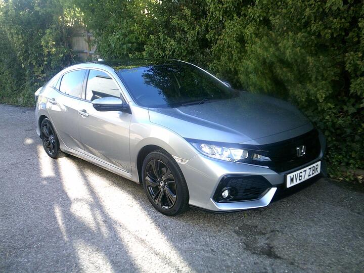 Honda Civic 1.0 VTEC Turbo EX CVT Euro 6 (s/s) 5dr Honda Civic 1.0 VTEC Turbo EX CVT Euro 6 (s/s) 5dr