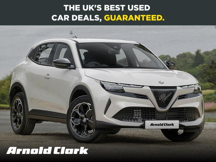 Alfa Romeo Junior 1.2 MHEV Ibrida E-DCT Euro 6 (s/s) 5dr