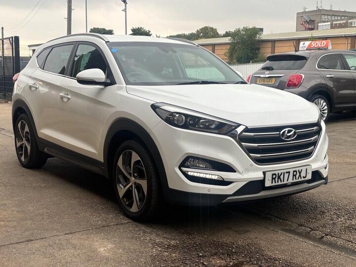 Hyundai TUCSON 2.0 CRDi Premium 4WD Euro 6 5dr
