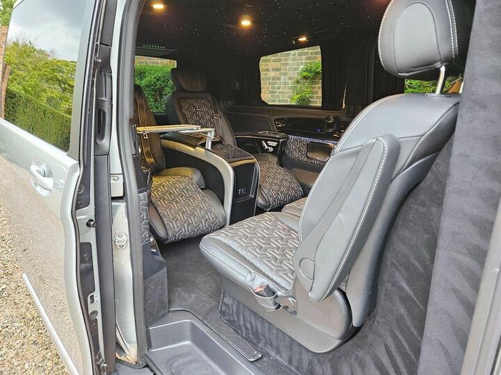 Mercedes-Benz V Class 2.0 V220d AMG Line G-Tronic+ Euro 6 (s/s) 5dr XLWB Mercedes-Benz V Class 2.0 V220d AMG Line G-Tronic+ Euro 6 (s/s) 5dr XLWB