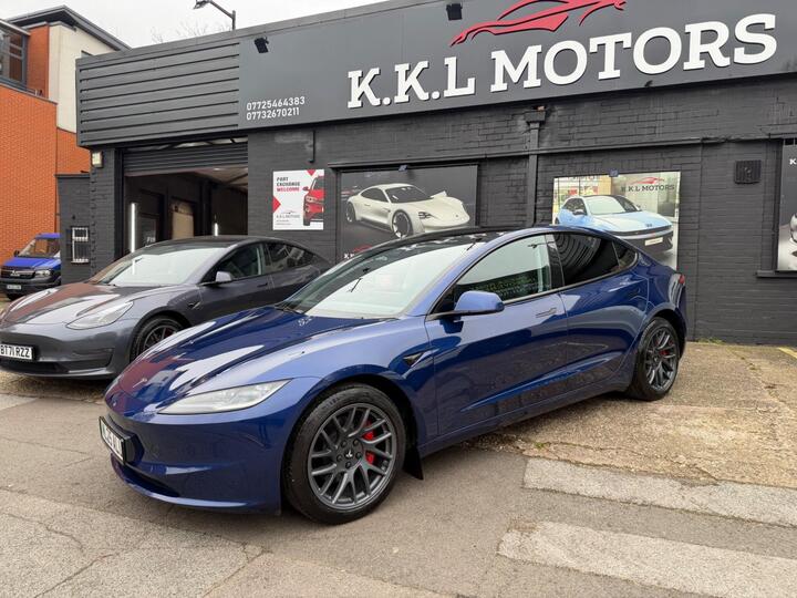 Tesla Model 3 (Dual Motor) Long Range Auto 4WDE 4dr