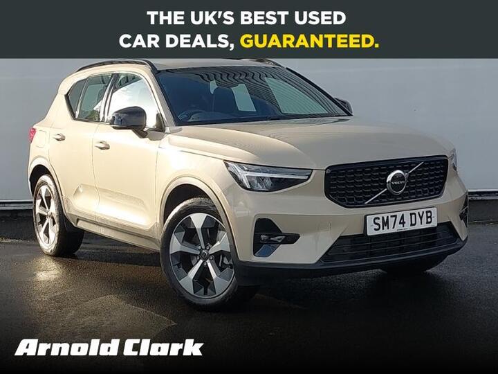 Volvo XC40 2.0 B3 MHEV Plus Dark DCT Auto Euro 6 (s/s) 5dr