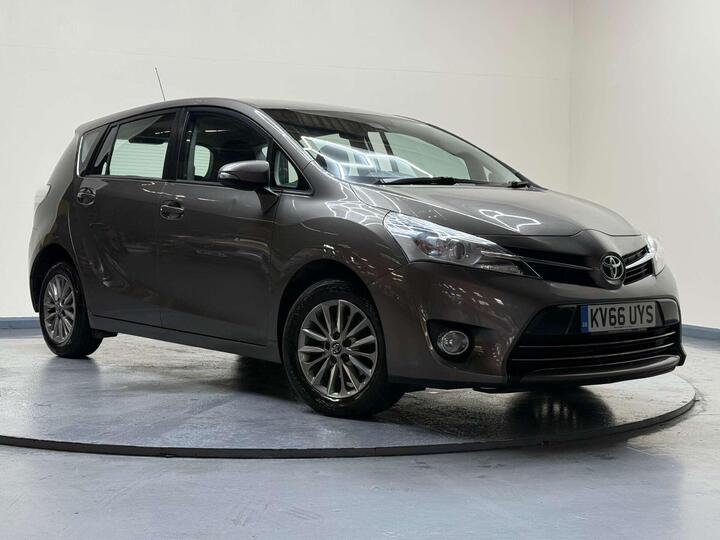Toyota Verso 1.6 V-Matic Icon Euro 6 5dr (7 Seat) Toyota Verso 1.6 V-Matic Icon Euro 6 5dr (7 Seat)