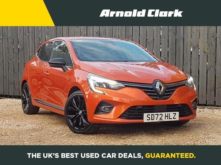 Renault Clio 1.6 E-TECH Techno Auto Euro 6 (s/s) 5dr Renault Clio 1.6 E-TECH Techno Auto Euro 6 (s/s) 5dr