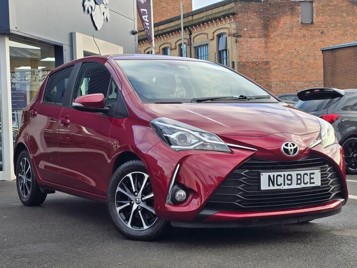 Toyota Yaris 1.5 VVT-i Icon Tech Euro 6 5dr