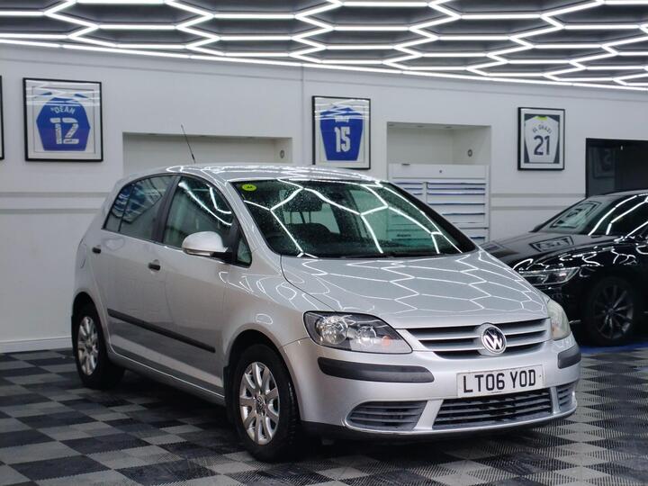 Volkswagen Golf Plus 1.9 TDI PD SE DSG 5dr Volkswagen Golf Plus 1.9 TDI PD SE DSG 5dr