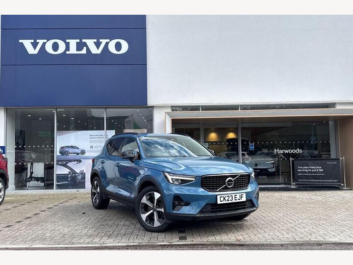 Volvo XC40 2.0 B4 MHEV Ultimate DCT Auto Euro 6 (s/s) 5dr