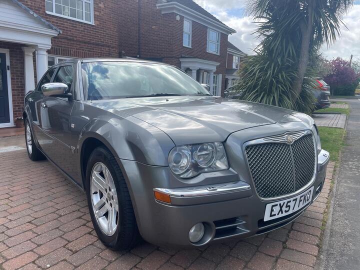 Chrysler 300C 3.0 CRD V6 4dr