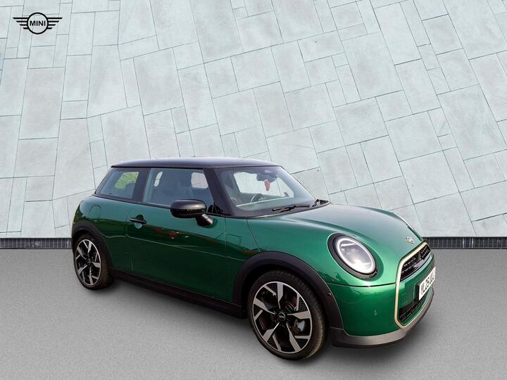 MINI Cooper 1.5C Exclusive Steptronic Euro 6 (s/s) 3dr
