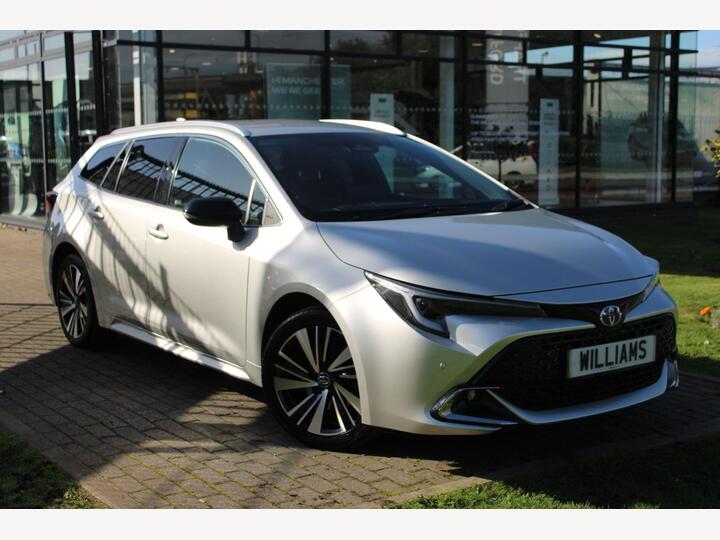 Toyota Corolla 2.0 VVT-h Design Touring Sports CVT Euro 6 (s/s) 5dr