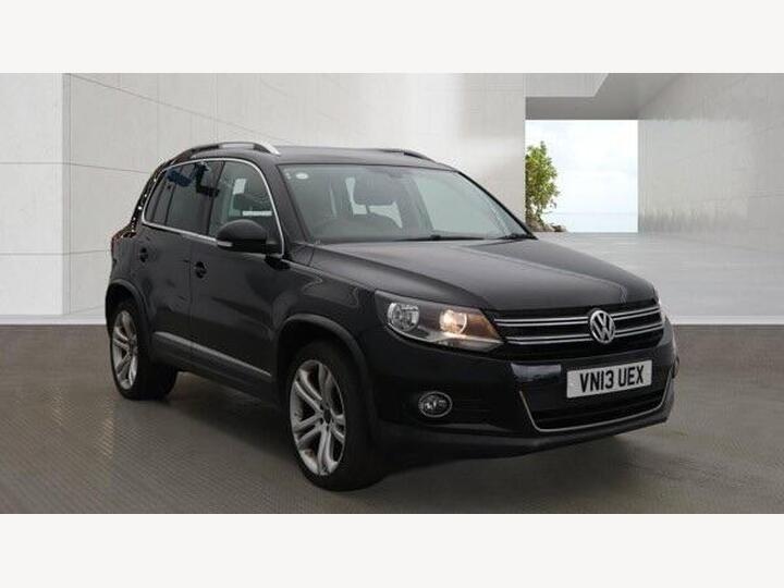 Volkswagen Tiguan 2.0 TDI BlueMotion Tech SE DSG 4WD Euro 5 (s/s) 5dr