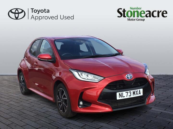 Toyota Yaris 1.5 VVT-h Design E-CVT Euro 6 (s/s) 5dr