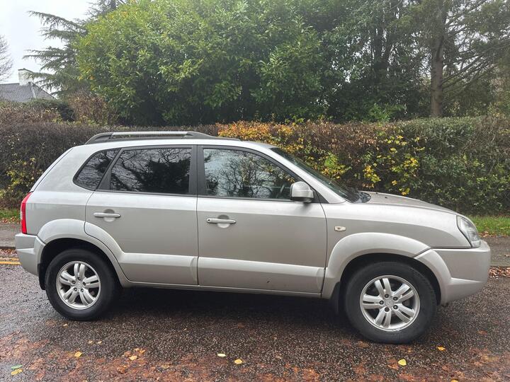 Hyundai TUCSON 2.0 CRTD Limited 4WD 5dr