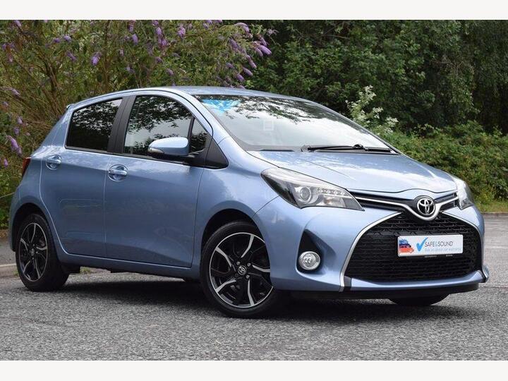 Toyota YARIS 1.33 Dual VVT-i Design Euro 6 5dr