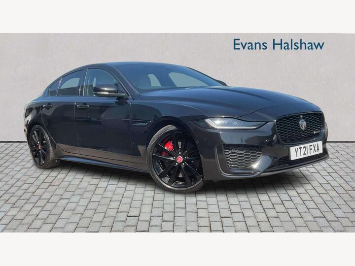 Jaguar XE DIESEL SALOON 2.0 D200 MHEV R-Dynamic Black Auto Euro 6 (s/s) 4dr