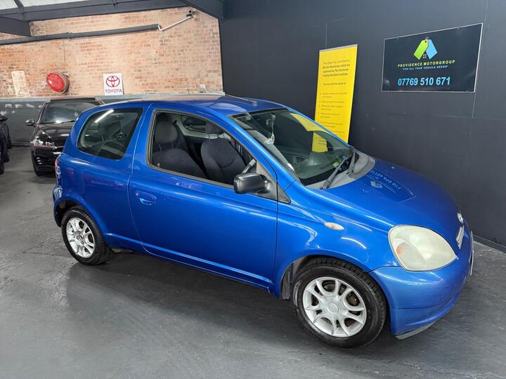 Toyota Yaris 1.0 VVT-i Colour Collection 3dr